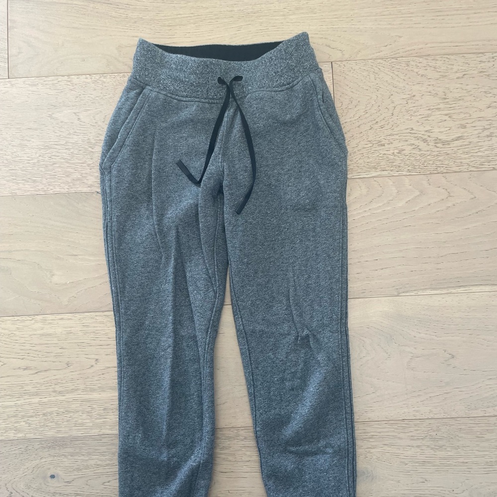 Lululemon joggers